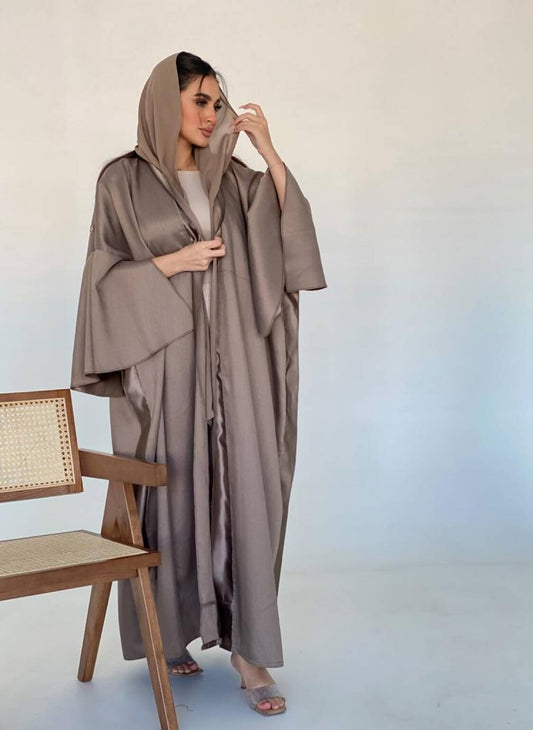 Light Abaya with a Wide Cut