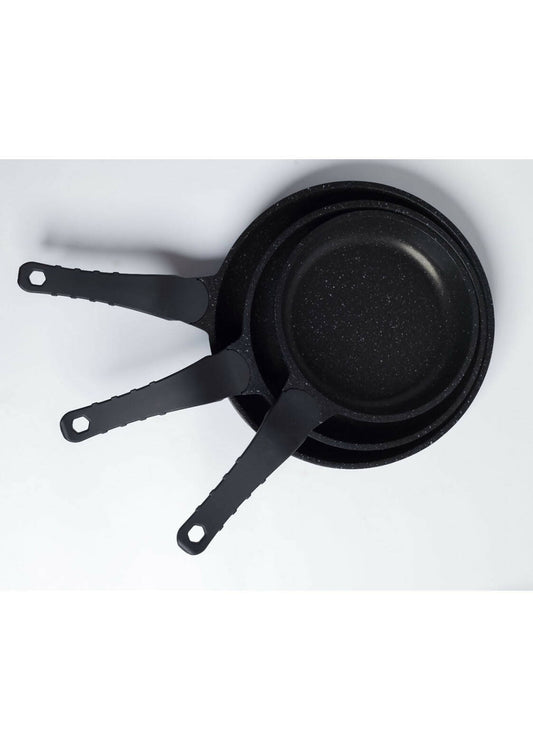3 Piece Frying Pan Set Made Of Treated Cast Iron